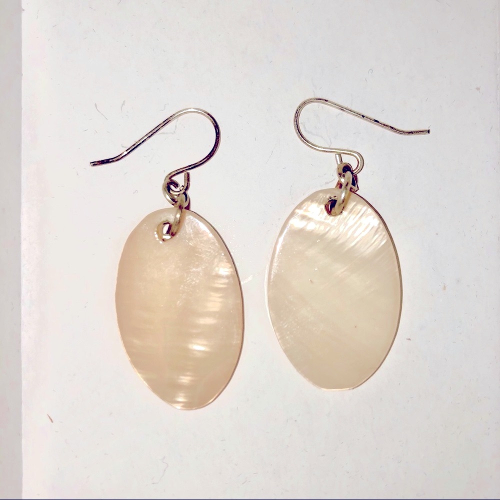 ✨ Cream tortoise oval geometric earrings